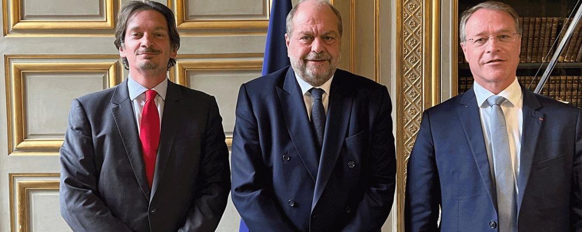 Dupont-Moretti & F. Asselin